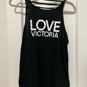 Black workout tank top